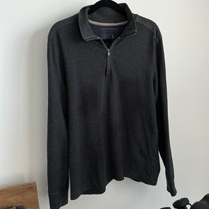 Banana Republic Men’s Waffle knit 1/4 zip